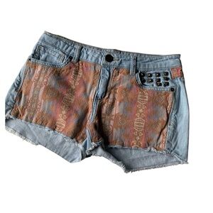 Life In Progress by Forever 21 JEAN SHORTS Frayed Aztec Studded Denim Size 27
